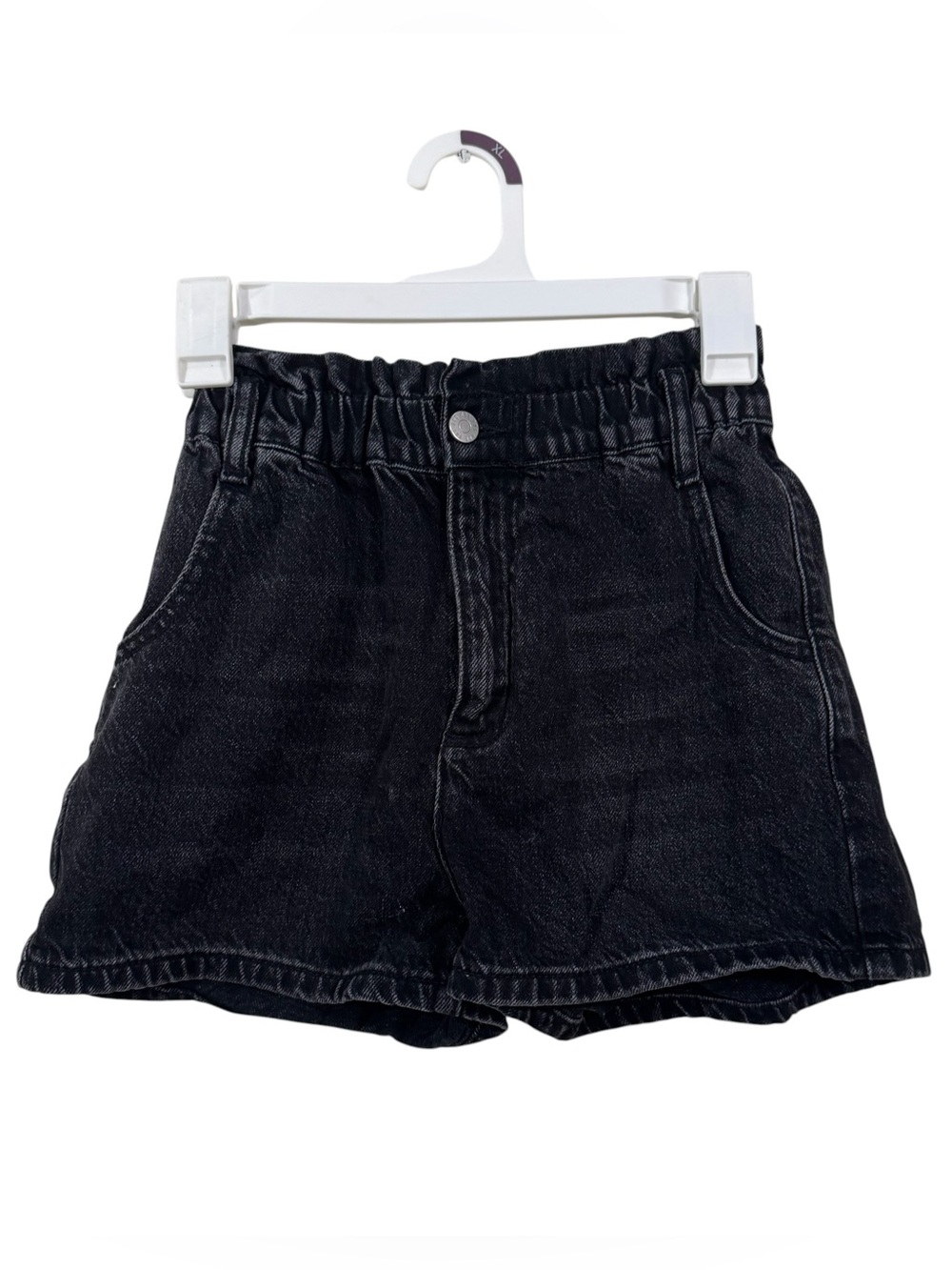 Urban Outfitters BDG Black Relaxed Fit Pull On Mom Jean Shorts